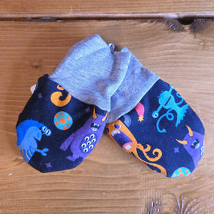 Infants Mittens 0-6 months