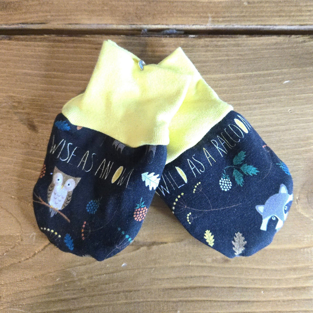 Infants Mittens 0-6 months